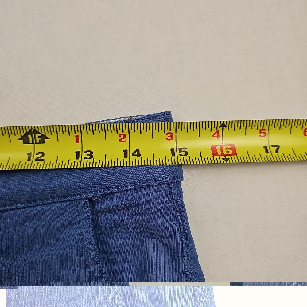 Ambiance Apparel Women's Size M Shorts Pocket Zip Button Blue - Picture 7 of 10